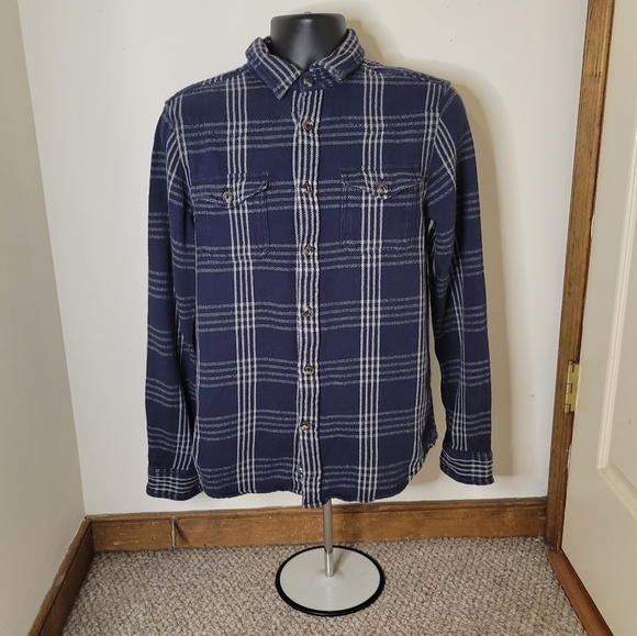 The North Face Men's Plaid Heavy Casual Button Down - Size (S) - Great Condition - Picture 1 of 10